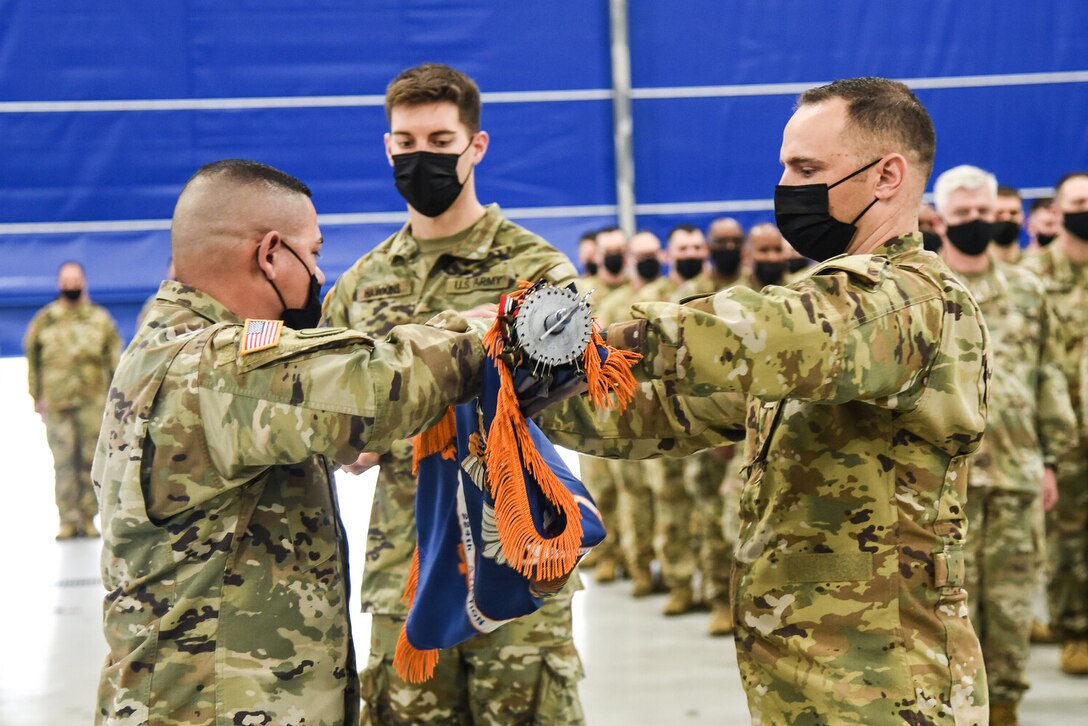 VNG brigade HQs, aviation battalion begin mission to Kosovo
