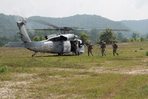 Members of the Kentucky Air National Guard’s 123rd Special Tactics Squadron board a U.S. Navy MH-60S Seahawk for a training mission during a large-scale exercise in Logan, W.Va., on July 22, 2021. The training took place during a week-long exercise named Sentry Storm 2021 that featured multiple units from the Air and Army National Guard, U.S. Air Force, Air Force Reserve, U.S. Navy and Civil Air Patrol. (U.S. Air National Guard photo by Phil Speck)