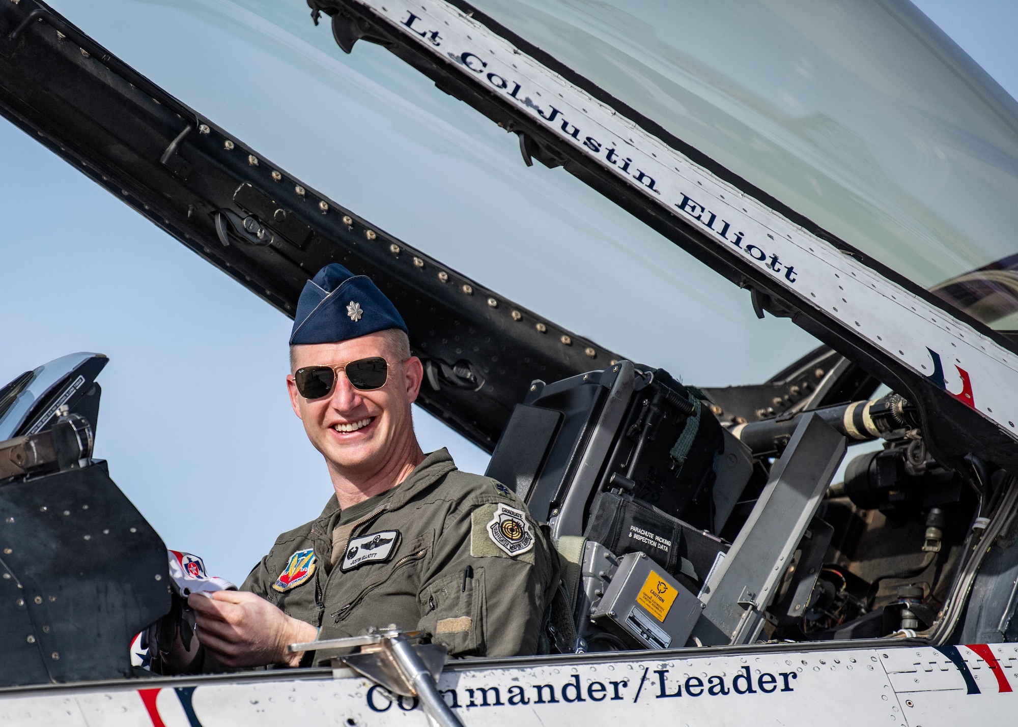 Photo Lt. Col. Justin "Astro" Elliott, United States Air Force Air Demonstration Squadron "Thunderbirds" commander