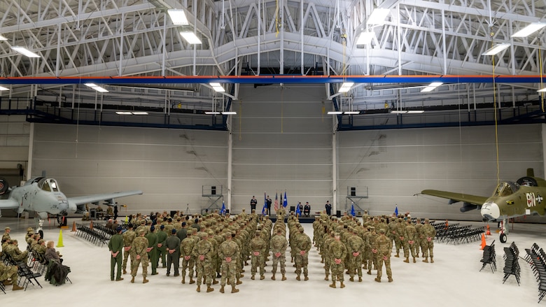 The 124th Fighter Wing holds a change of command ceremony Nov. 7, 2021, at Gowen Field, Idaho, signifying the transfer of authority and command between the outgoing commander Col. Shannon Smith and the incoming commander, Col. Chad Kornberg. Smith has served as the wing’s commander since May 2019 and led the wing through their second largest deployment and Idaho's battle against the COVID-19 pandemic. Kornberg has been a member of the IDANG since 1996, and his most recent command was as the 124th Maintenance Group commander. (U.S. Air National Guard photo by Capt. Bonnie Blakley)