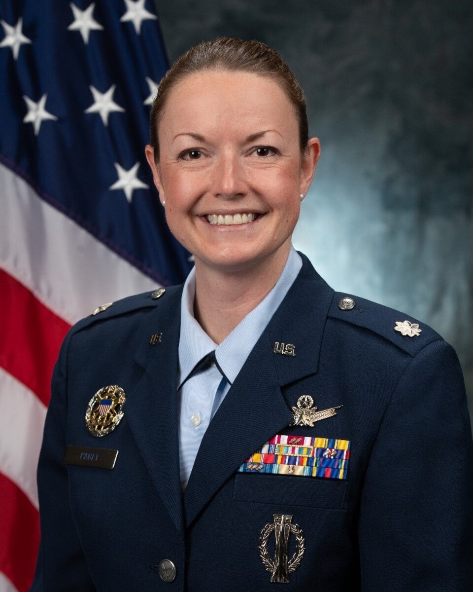 LT COL ELIZABETH PAGET