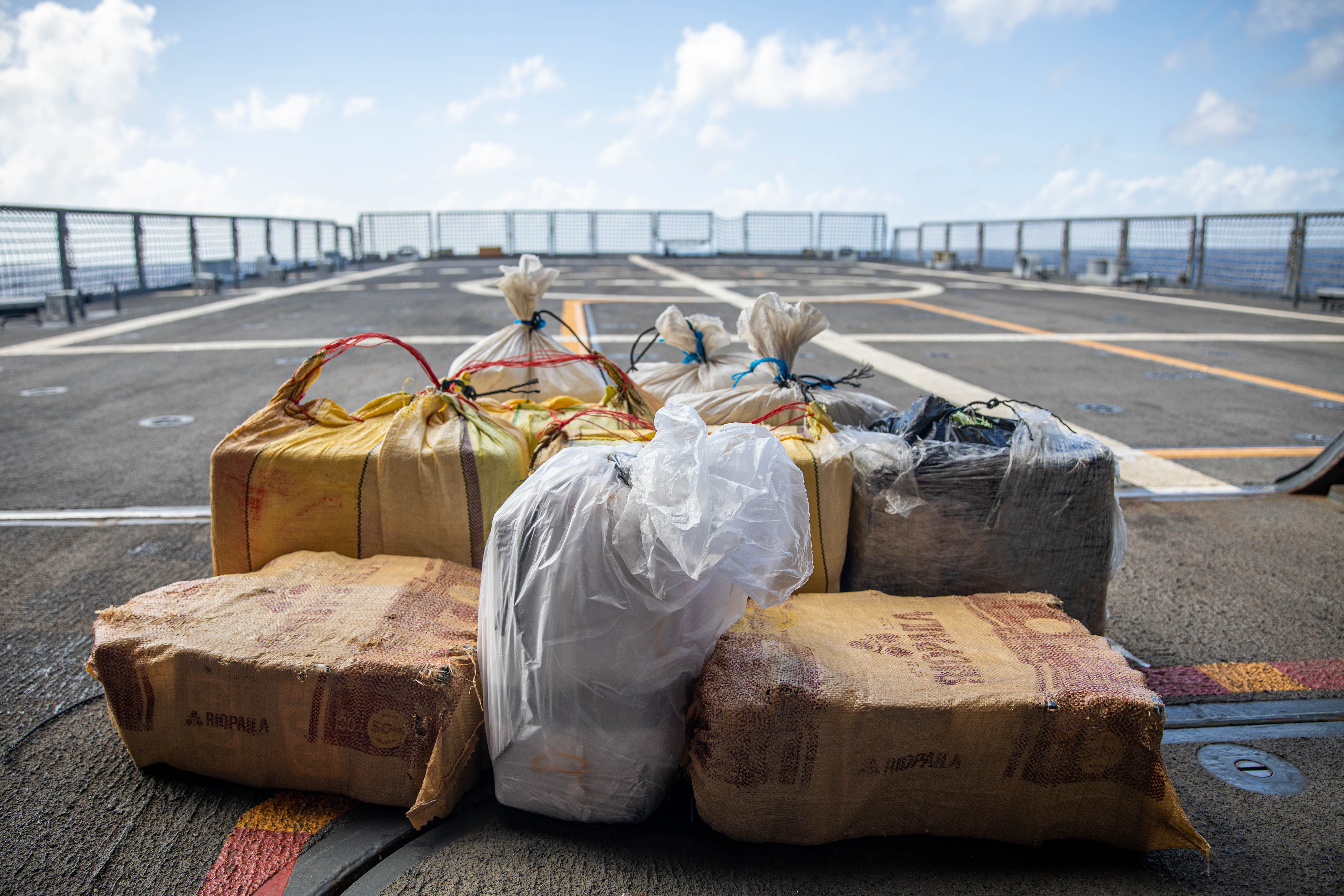 USS Milwaukee Seizes $22 Million in Suspected Cocaine > U.S.