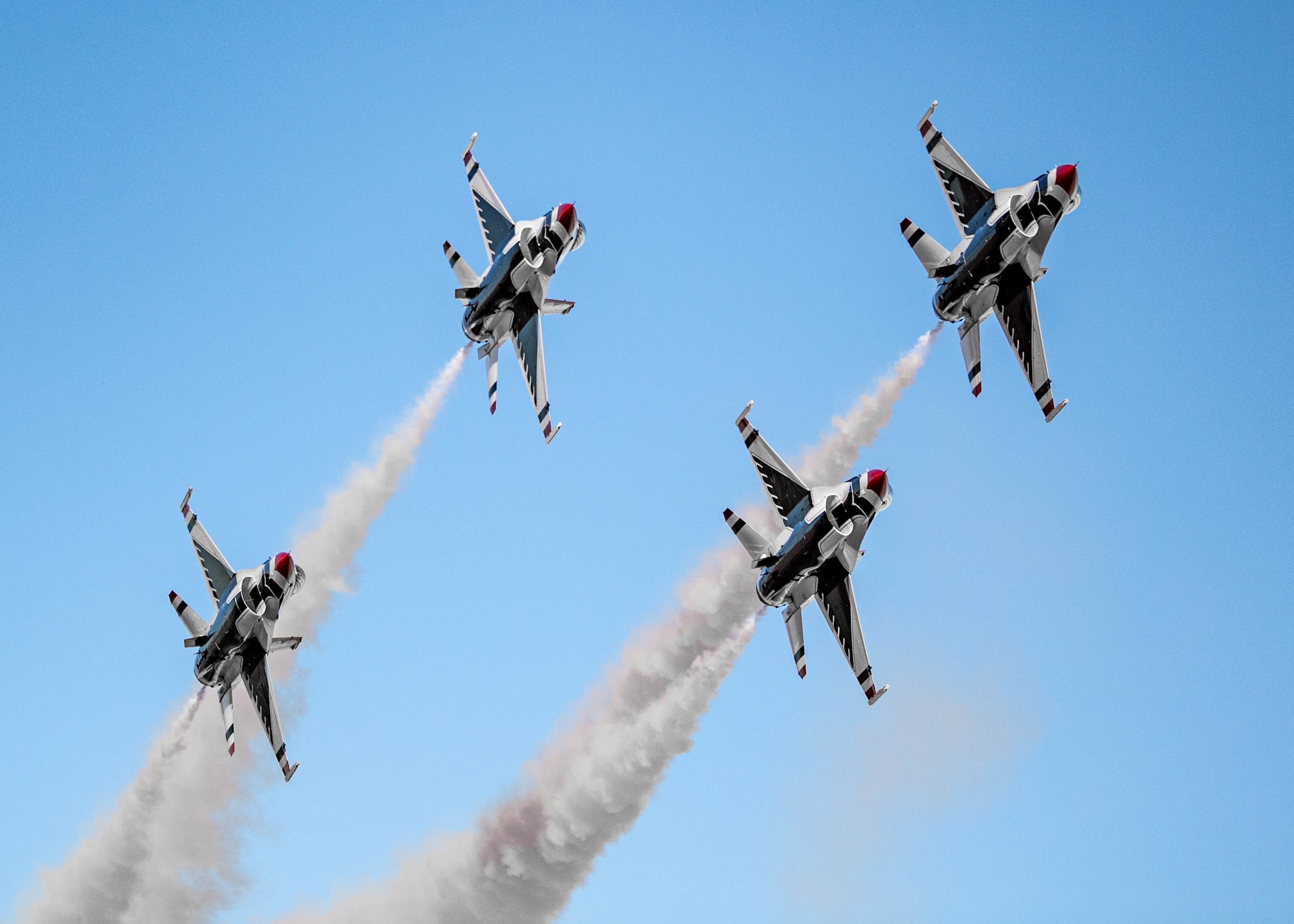 Photo of USAF Air Demonstration Squadron "Thunderbirds"
