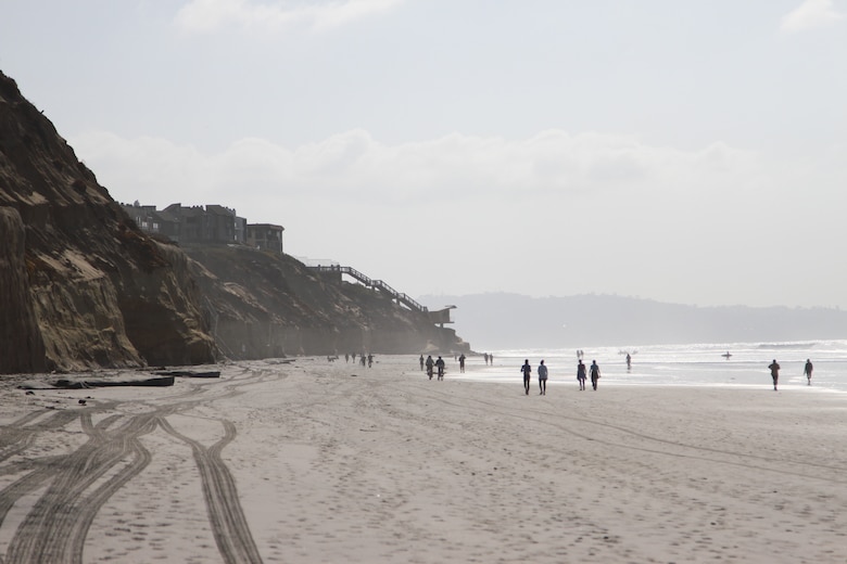 During a visit to Solana and Encinitas beaches Dec. 11, 2020, Col. Julie Balten speaks with local officials about shoreline protection along the coastline.