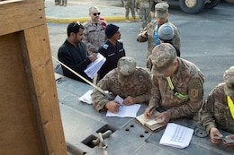 American Soldier and Saudi official speak