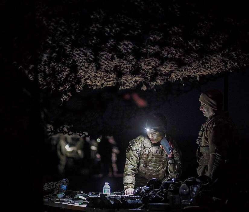 ‘Go for Broke’ Mortars Fly High at Pohakuloa Training Area
