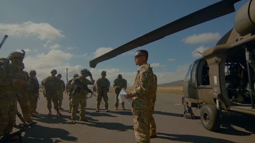 ‘Go for Broke’ Mortars Fly High at Pohakuloa Training Area