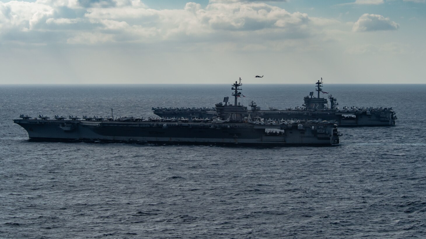 U.S. Indo-Pacific Command Joint Force Conducts Dual Carrier Operations in  South China Sea > Commander, U.S. 7th Fleet > Display