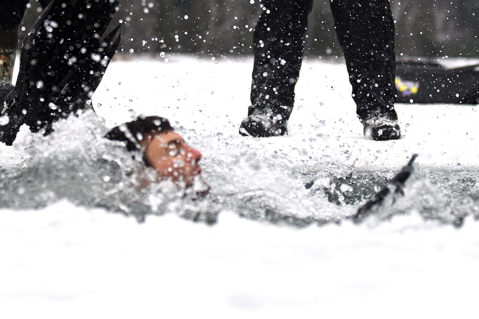 Massachusetts Guard, first responders train in 'ice bath' > New Hampshire  National Guard > News Archive