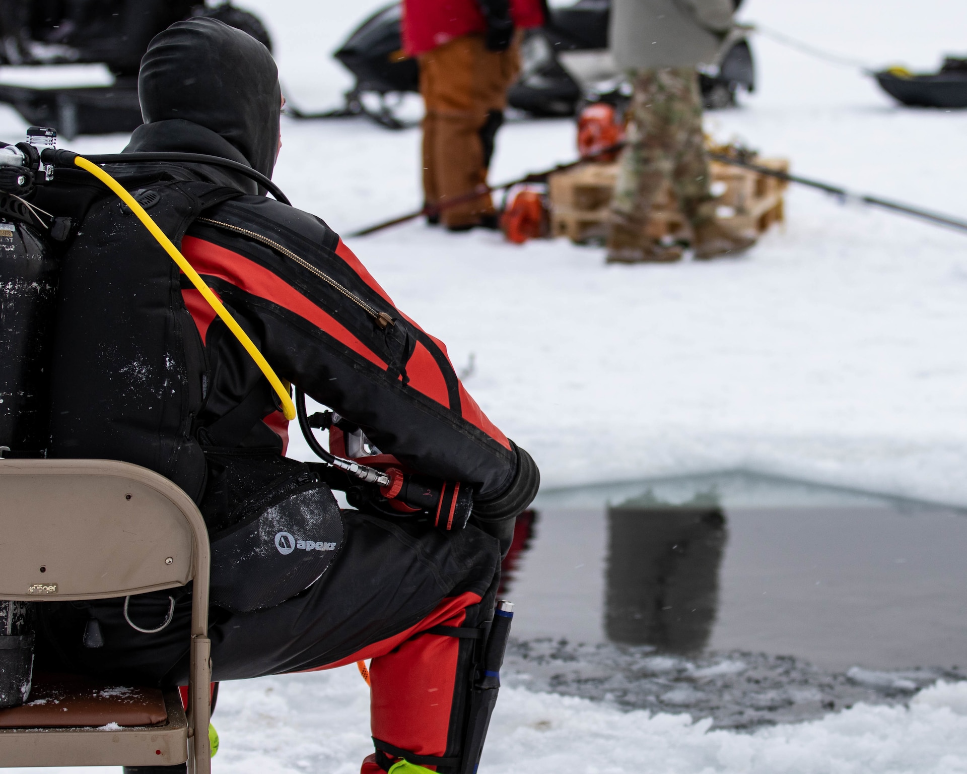 Northern Strike “Ice bath:” military, local emergency responders team up for hypothermia training