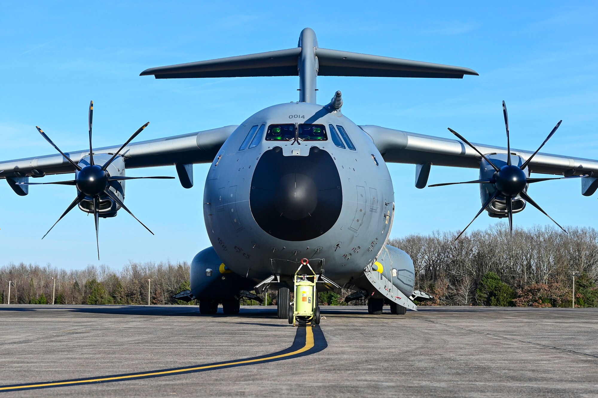 A French A400M Atlas aircraft arrives at Little Rock Air Force Base
