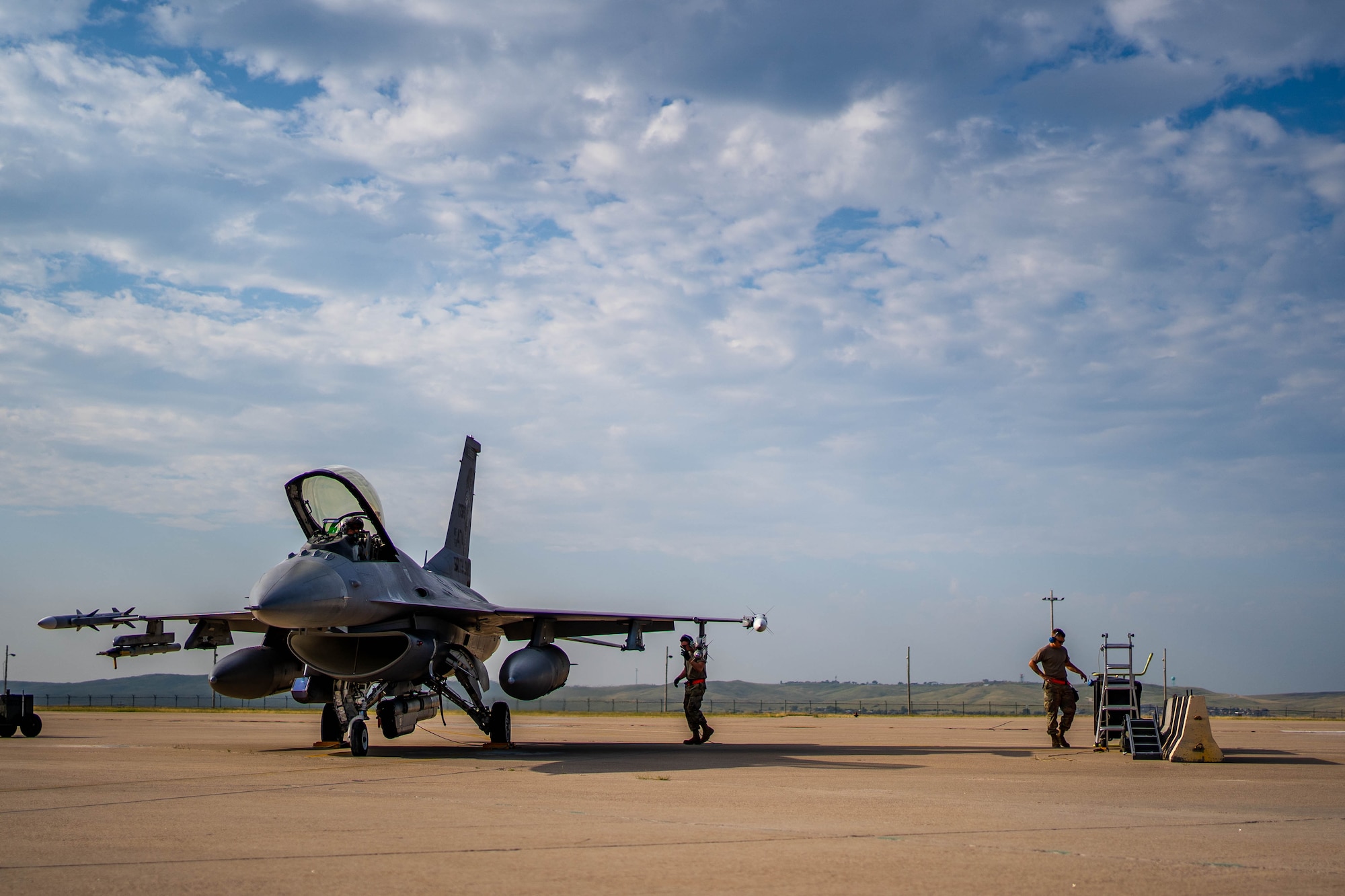 114th Aircraft Maintenance crew chiefs perform launch procedures prior to take-off during exercise Combat Raider, July 21, 2021, Ellsworth Air Force Base, S.D.