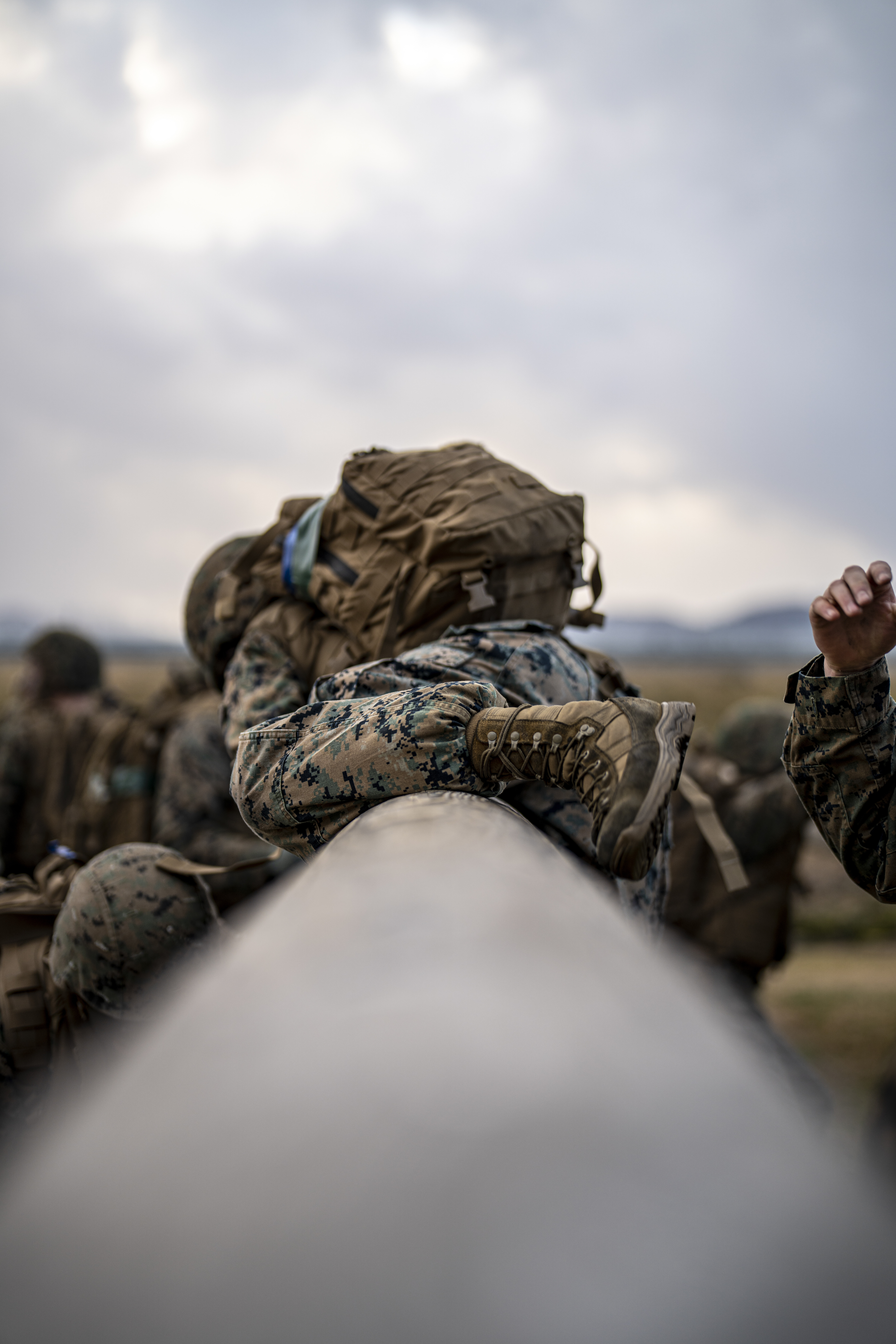 貴重 60s 米軍実物 USMARINES USMC 海兵隊 ボクシング ガウン 海兵隊員と海軍兵が人命救助 > 在日米海兵隊 > ニュース