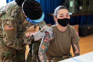 Army nurses offer insights on living with COVID-19 now, looking into future
