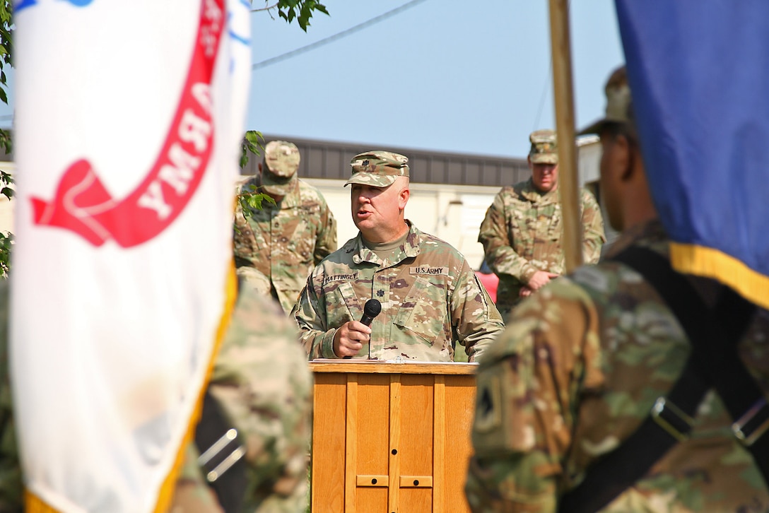 Lt. Col. Steve Mattingly, incoming commander of the 138th Field Artillery Brigade speaks during a change of command ceremony in Lexington,