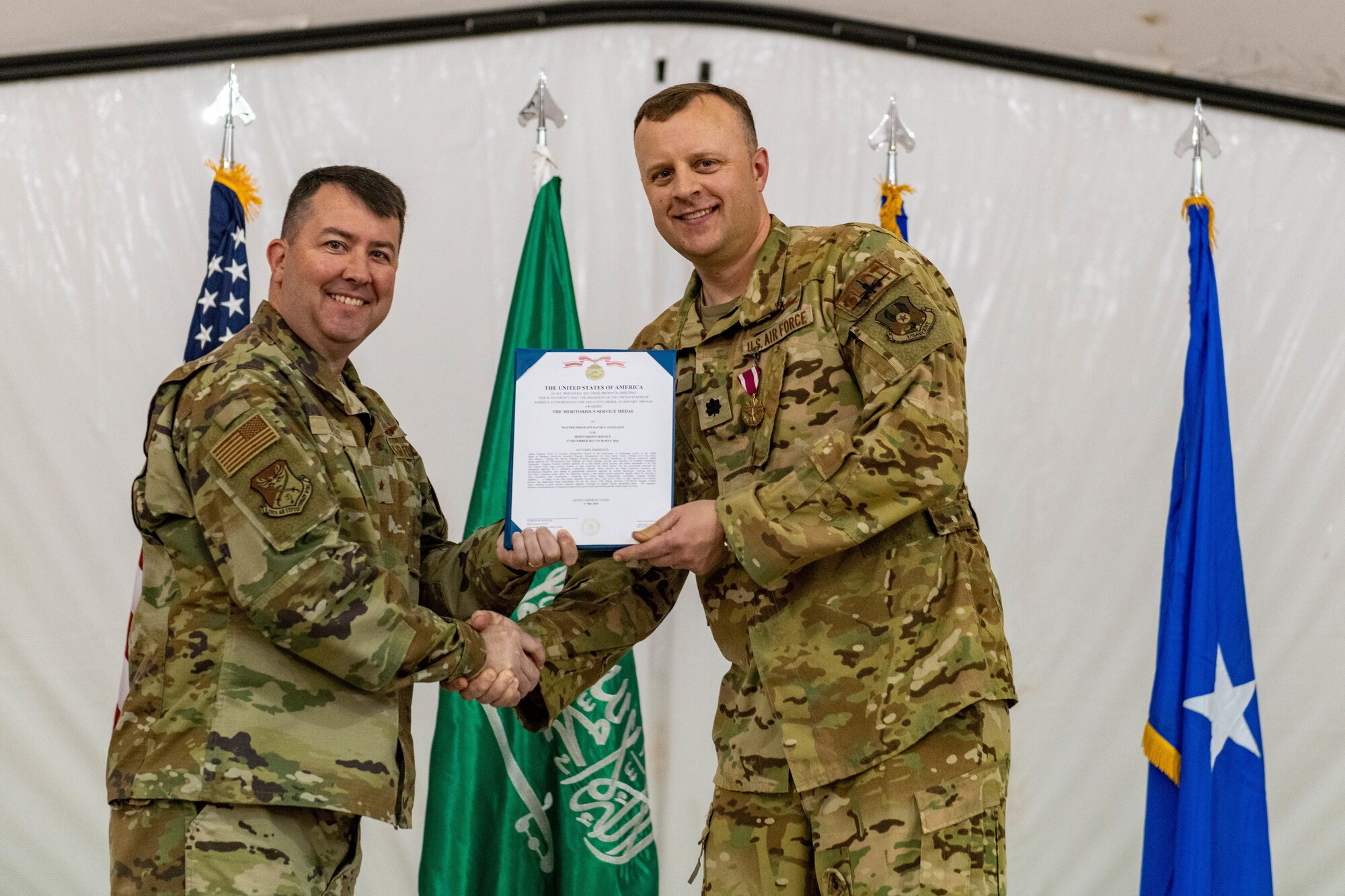 908th EARS receives new commander