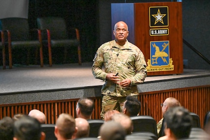 Army Reserve CW5 Phillip Brashear, son of Navy MCPO Carl Brashear, guest speaks at USAICoE