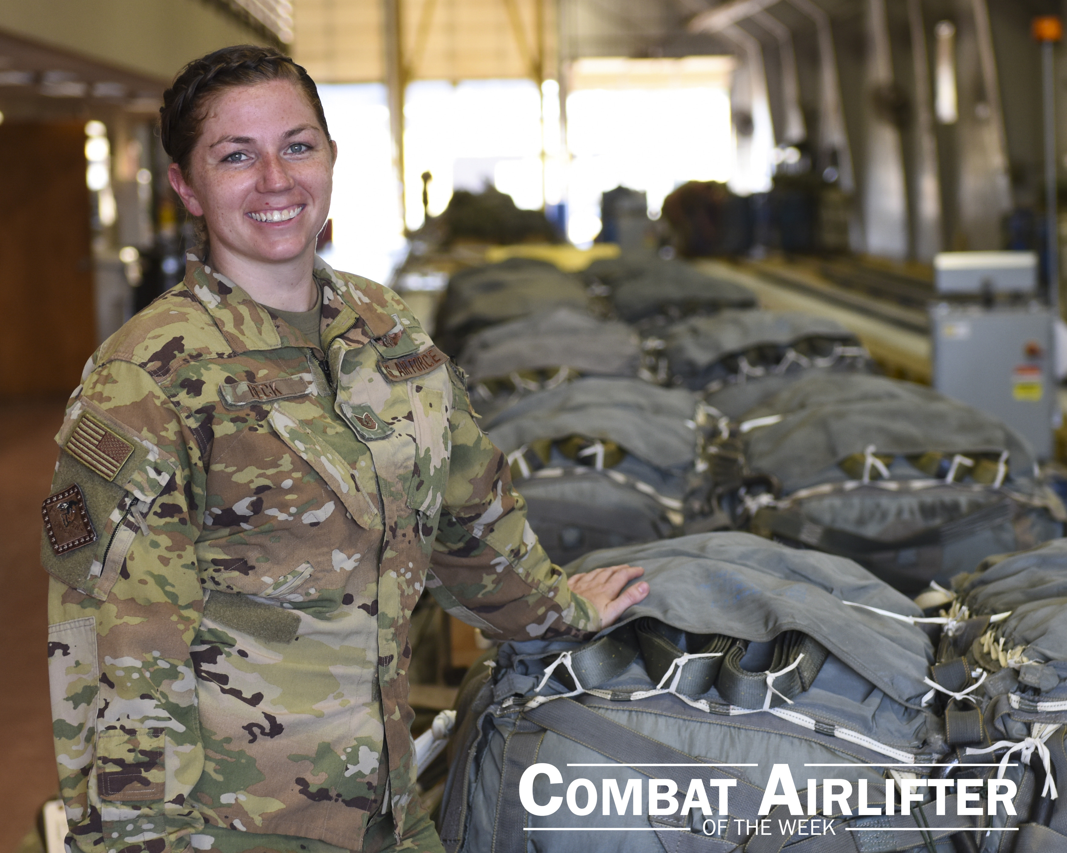 BRIEFING×FITH LITTLE FORCEBRIEFING Combat Airlifter of the Week: Tech. Sgt. Nicole Beck