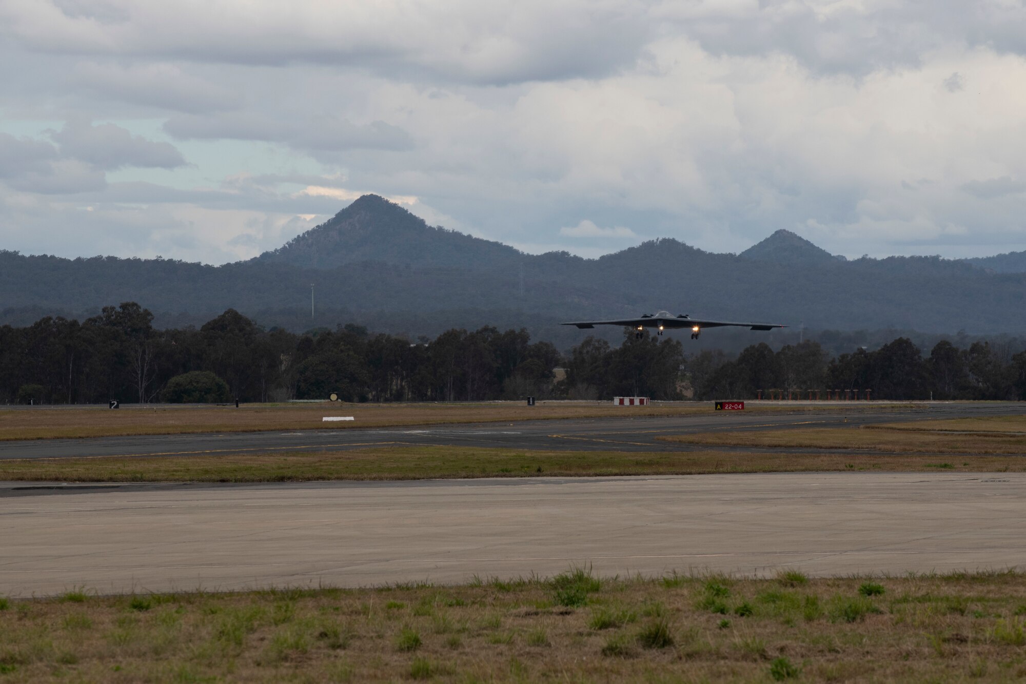 U.S. Air Force Airmen train alongside Royal Australian Air Force Allies