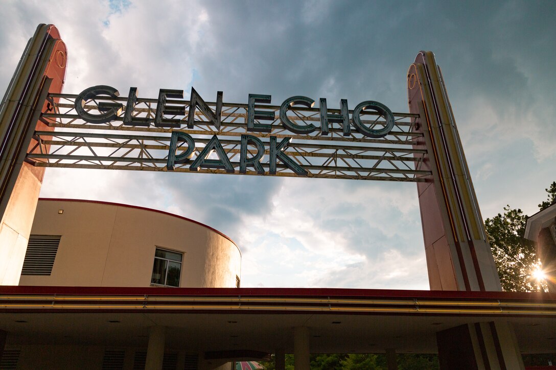 On July 14, 2022, the Marine Band ensemble "Free Country Unplugged" performed an acoustic set at the bumper car pavilion at Glen Echo Park in Maryland. Several audience members took to the floor, dancing to the music.