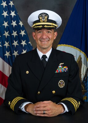 Official photo of CDR Chang
