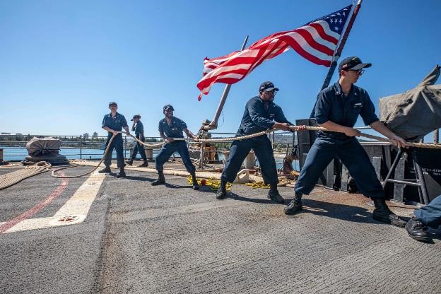 USS San Jacinto (CG 56) arrives in Split, Croatia > U.S. Naval Forces ...