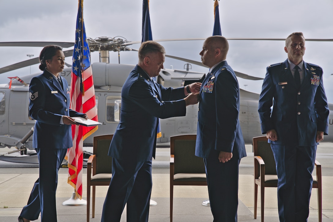 Armstrong Succeeds Calabro as 176th Operations Group commander
