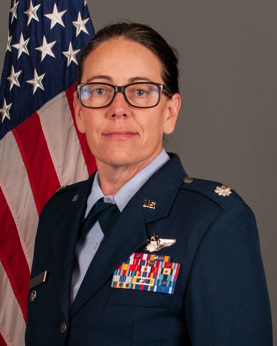 Lt Col Catherine Grush Biography Photo