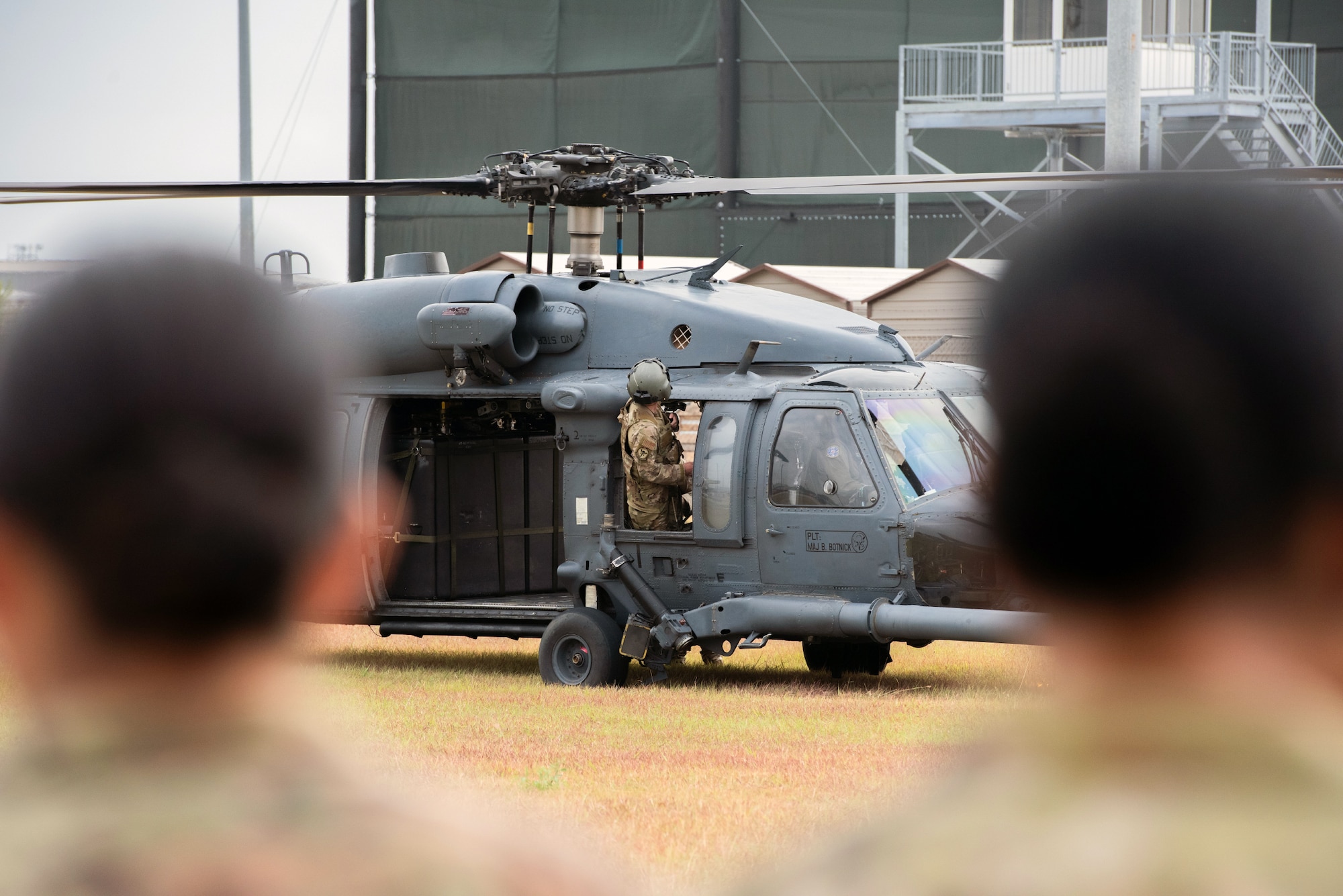 HH-60 Pave Hawk aircrew visits 37th Training Group students