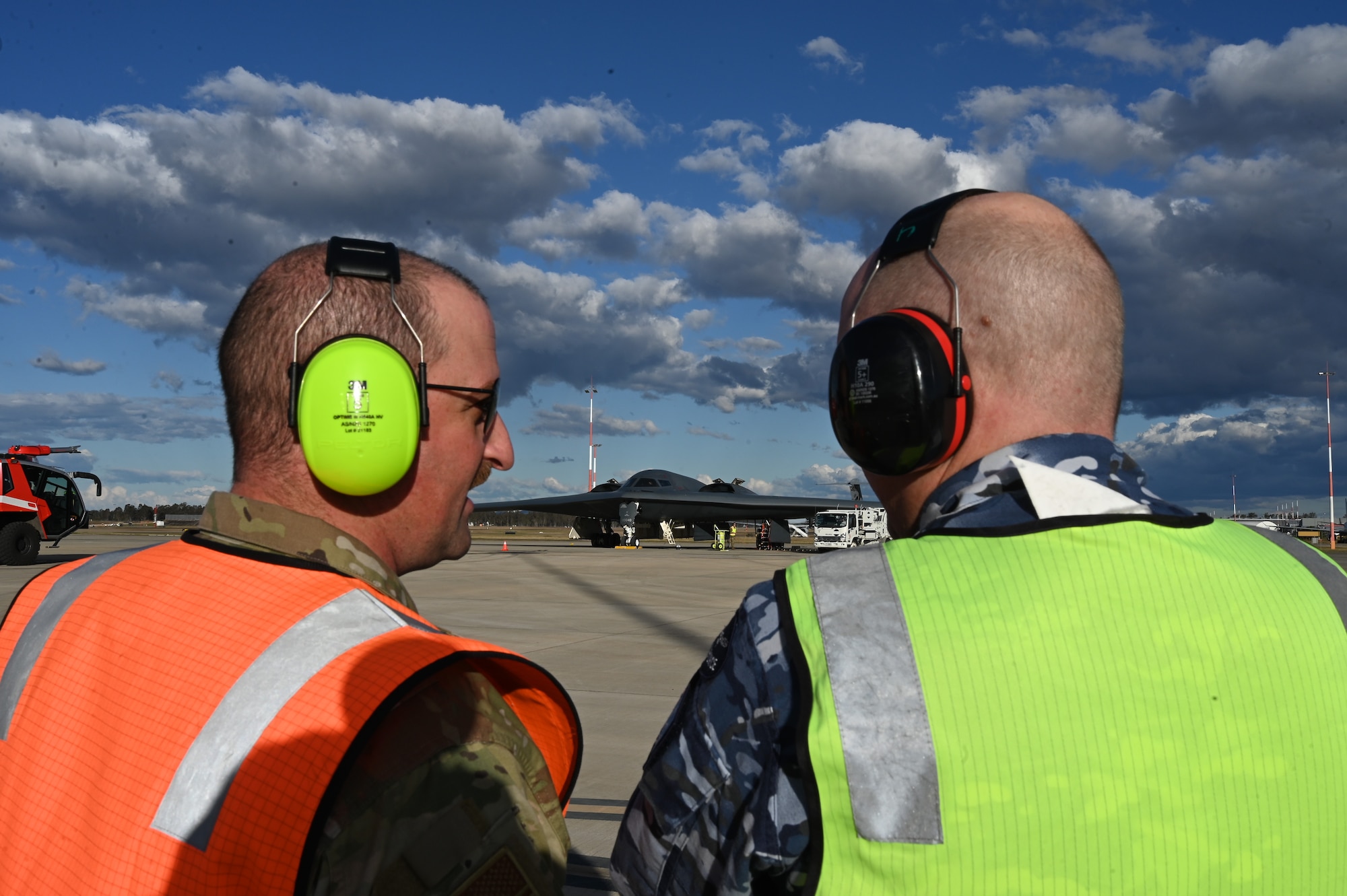 Team Whiteman performs hot-pit refuel in Australia