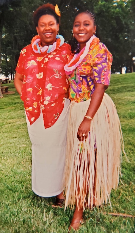 Shonka Dukureh (Left) and Stephanie Coleman pose together June 15, 2001, at the Engineer Day Picnic at Rockland Recreation Area in Hendersonville, Tennessee. Dukureh served as a student aid with the U.S. Army Corps of Engineers Nashville District. (USACE Photo)