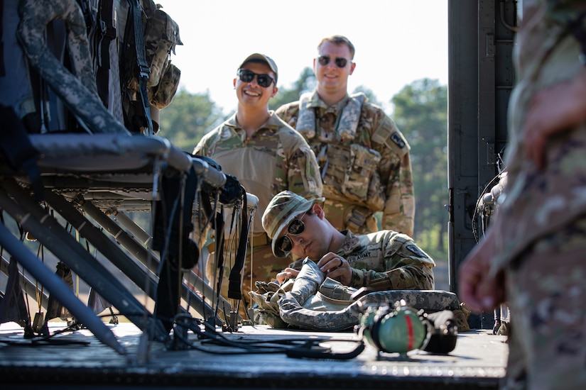 U.S. Army soldiers with the 404th Civil Affairs Battalion (Airborne) conduct a cold load exercise with the 8th Battalion 229th Regiment, during Operation Viking at Joint Base Cape Cod, Mass., July 18, 2022. Operation Viking is an intense joint task force exercise designed to prepare Soldiers with realistic training simulating deployment of civil affairs units in direct support of a contingency operation in Africa.