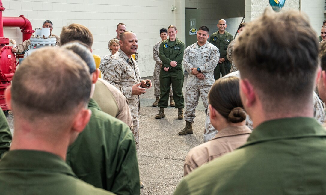 MAGTF-23 command team visits MAW assets supporting ITX 4-22