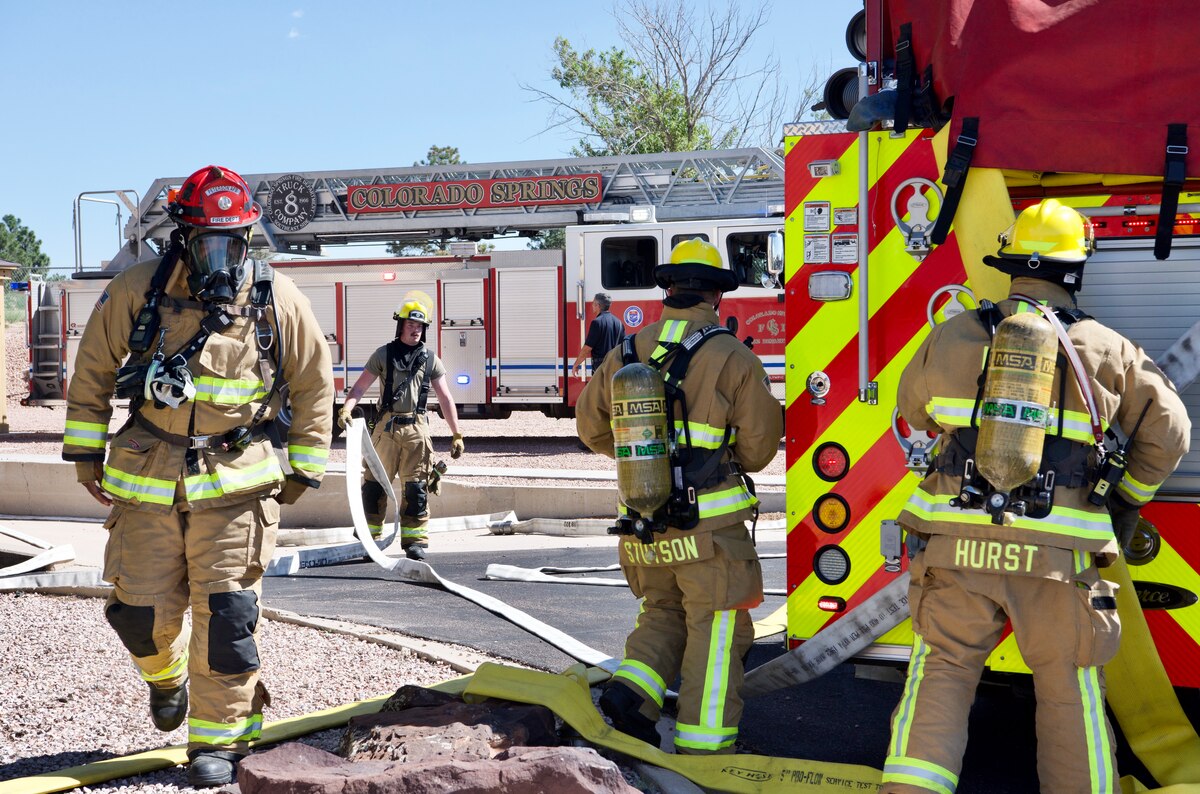 Peterson SFB Fire Dept. trains with COS > 505th Command and Control