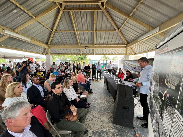 The U.S. Army Corps of Engineers Jacksonville District hosted a Ceremonial Signing for the Project Partnership Agreement (PPA) and Memorandum of Agreement (MOA) to start construction of the Caño Martín Peña Ecosystem Restoration Project today at the Area Recreativa Jose Pepe Diaz (Pepe Díaz Trail Park), San Juan, Puerto Rico.