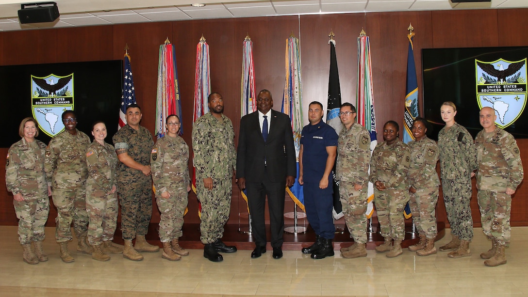 Secretary of Defense Lloyd. J. Austin III speaks with service members assigned to U.S. Southern Command, July 25, 2022.