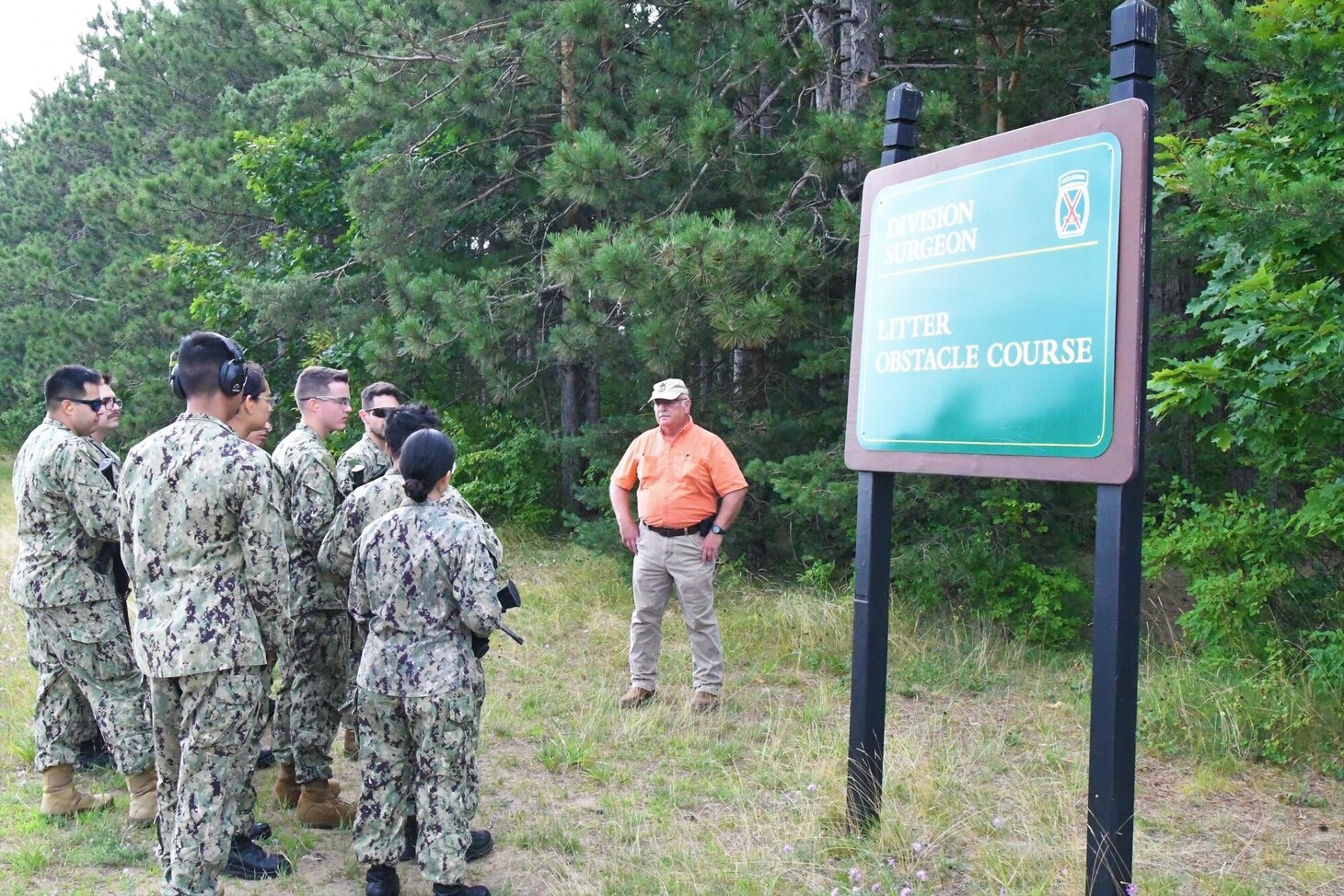 Roughly 60 Navy hospital corpsmen participated in Operation Commanding Force, the annual two-week training exercise, at Fort Drum. The culminating event on July 21 included tactical field care and medical evacuation procedures with reservists going through a litter obstacle course. The training was supported by cadre from the Bridgewater-Vaccaro Medical Simulation Training Center (MSTC), the 10th Combat Aviation Brigade’s 3rd General Support Aviation Battalion (DUSTOFF) and medics from 1st Brigade Combat Team and 2nd Brigade Combat Team.