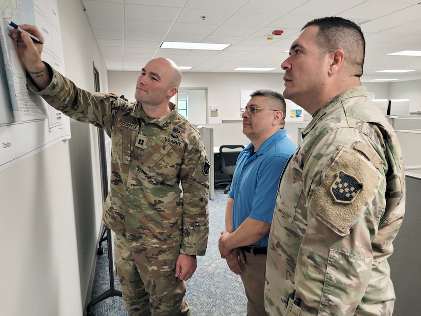 Army Reserve division remains vigilant for disaster response > U.S ...