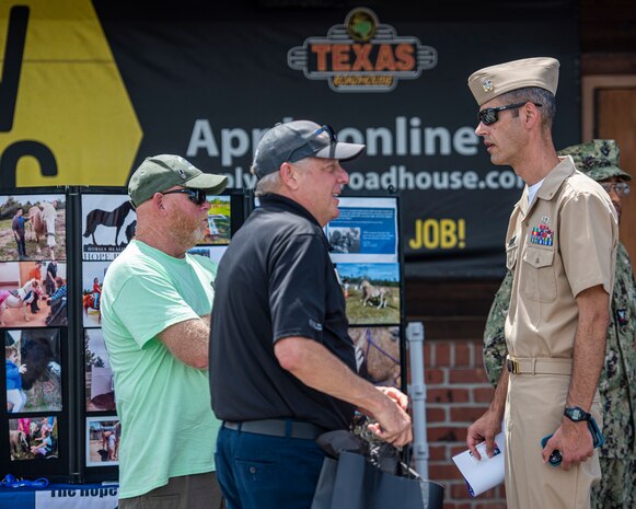 Veterans and First Responders Appreciation Lunch was held at Texas Roadhouse Pier Park, Panama City Beach. The luncheon started in 2015 to show appreciation to the men and women who served our community and our country.