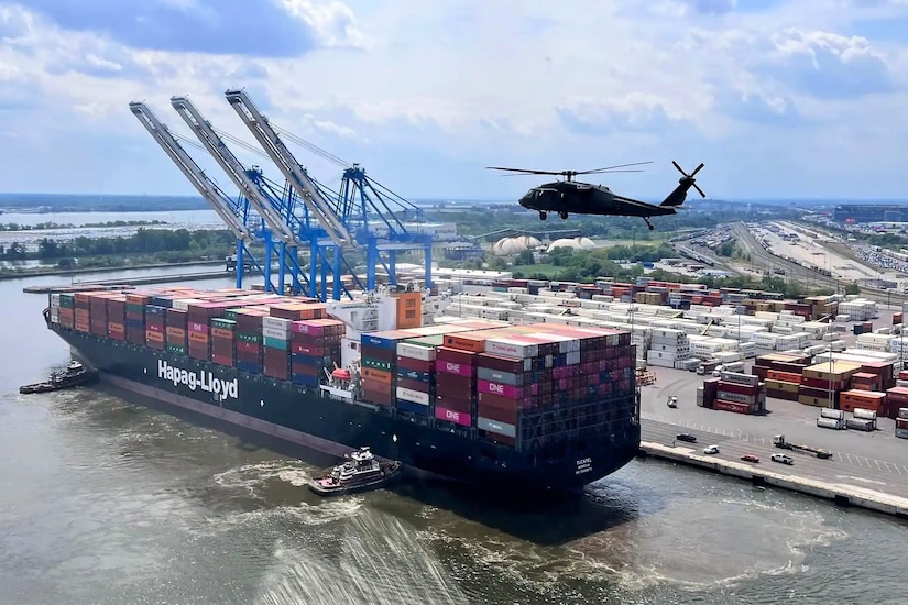 A UH-60 Black Hawk helicopter from the Pennsylvania National Guard’s 28th Expeditionary Combat Aviation Brigade flies over Philadelphia during a recent Dense Urban Terrain exercise. The exercise, which ran from July 25 to 29, was conducted by Task Force 46, a 600-personnel chemical, biological, radiological or nuclear (CBRN) response element, comprised of National Guard units from states across the country.