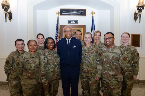 CSAF takes picture with AFPC Airmen