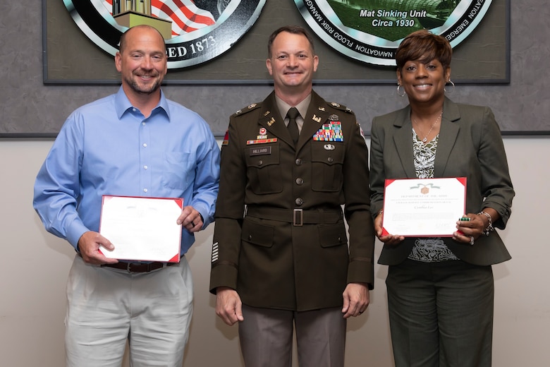 Deputy Chief of Engineering and Construction Division Will Bradley and Resource Management Chief Cynthia Lee each received Commendation Awards for serving successively as acting deputy commander from May 2021 to January 2022.