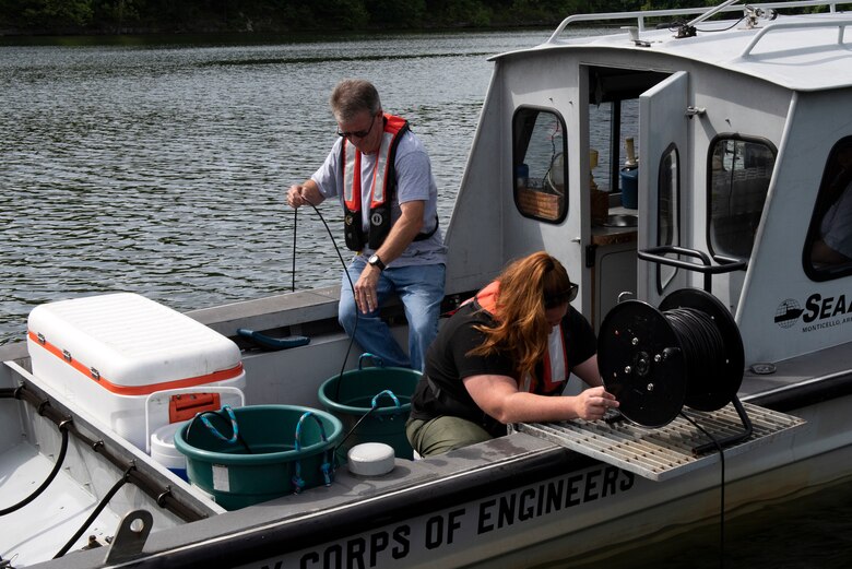Mark Campbell, hydrologist in the U.S. Army Corps of Engineers Nashville District’s Water Management Section, and Sarah Pedrick, biologist, collect water temperatures at different depths at Lake Cumberland in Kentucky May 25, 2022. (USACE Photo by Lee Roberts)