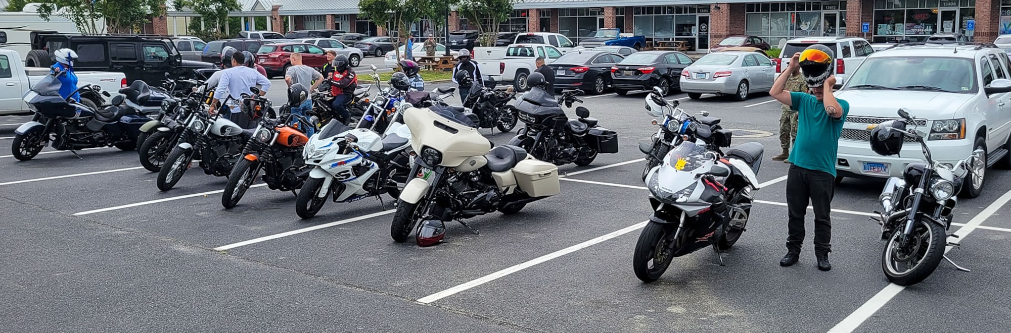 1FW Hosts Motorcycle Ride