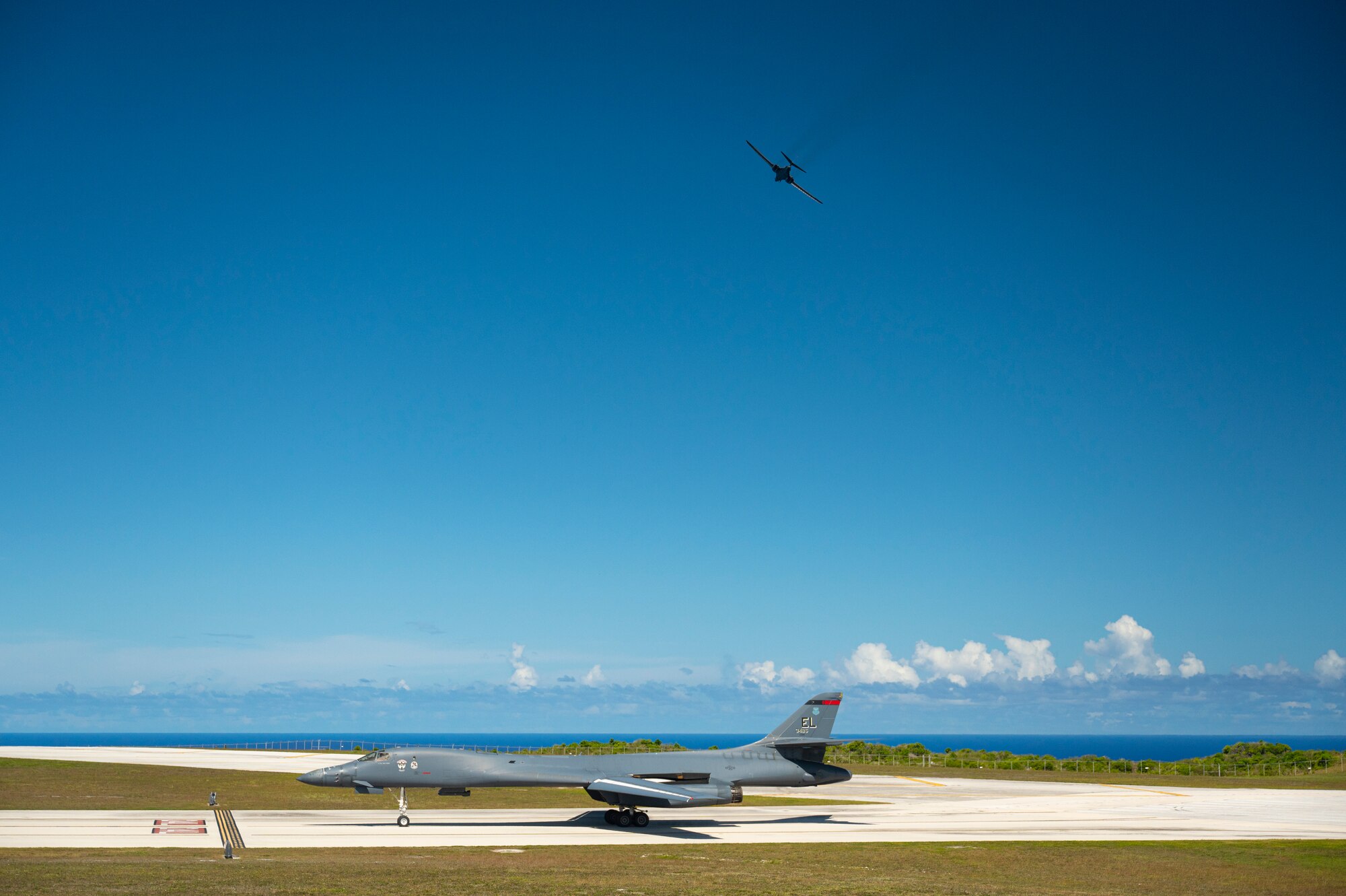 Photo of a B-1B Lancer