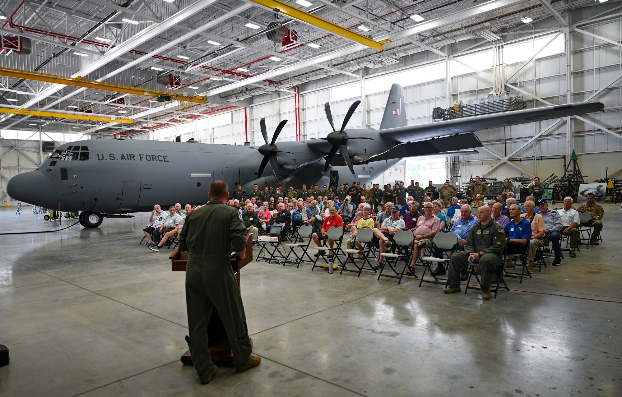 Tactical airlift squadron hi-res stock photography and images - Page 6 -  Alamy