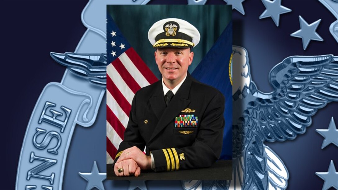 DLA Distribution Pearl Harbor Commander retires – awarded the Defense Meritorious Service Medal