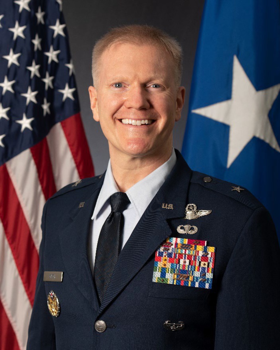 This is the official portrait of Brig. Gen. Paul R. Birch.