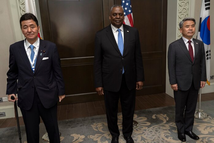 Austin Holds Trilateral Meetings with Indo-Pacific Allies
