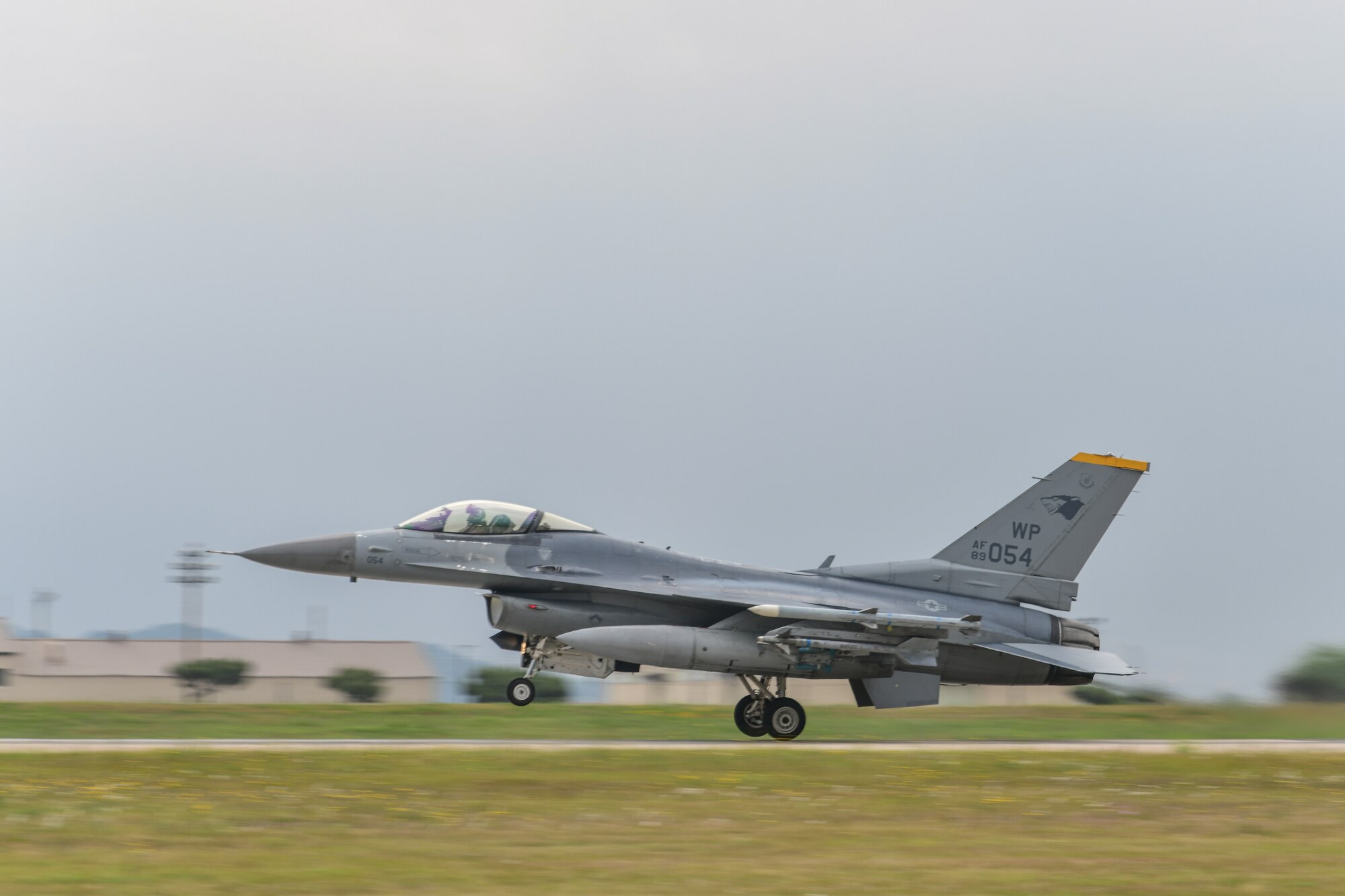 Photo of a U.S. Air Force F-16 Fighting Falcon